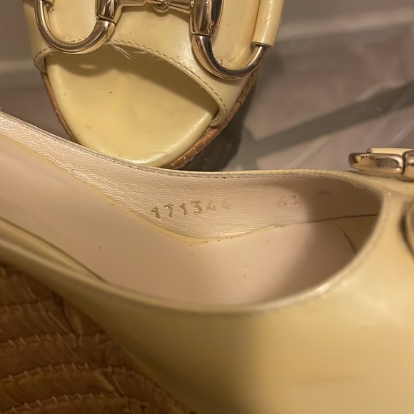 Gucci Yellow Wedges 6.5 - Picture 6 of 6